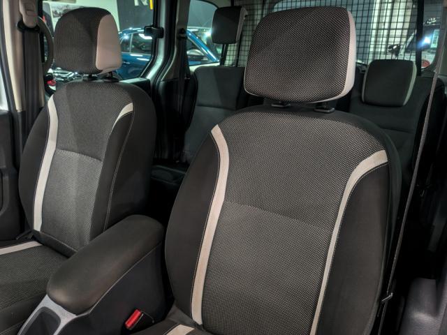 Renault Kangoo image 9