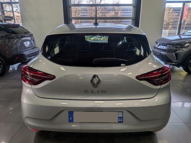 Renault Clio image 6