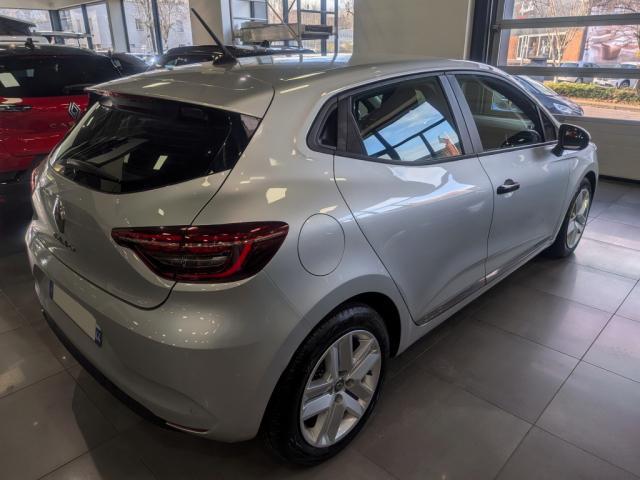 Renault Clio image 9