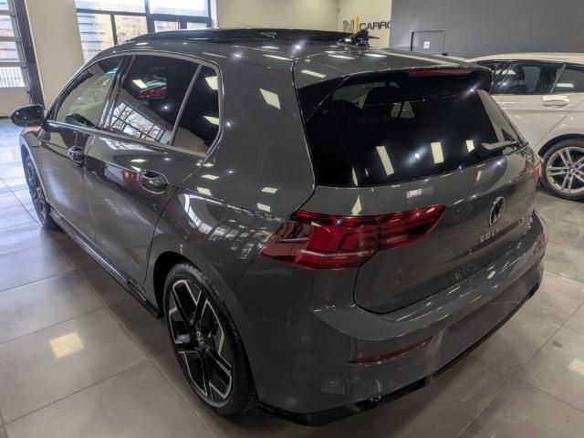 Volkswagen Golf image 4