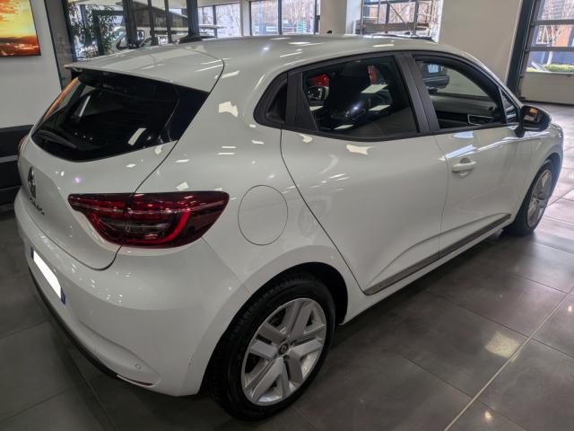 Renault Clio image 7