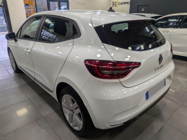Renault Clio image 8