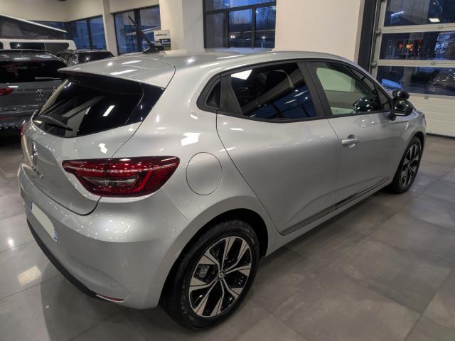 Renault Clio image 6