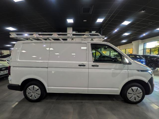Volkswagen Transporter image 2