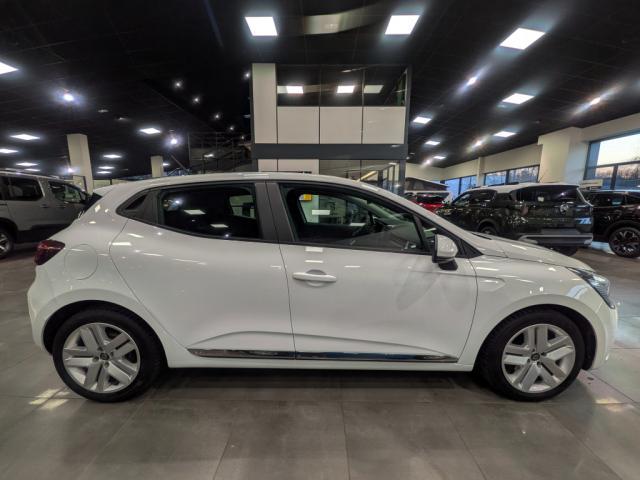 Renault Clio image 2