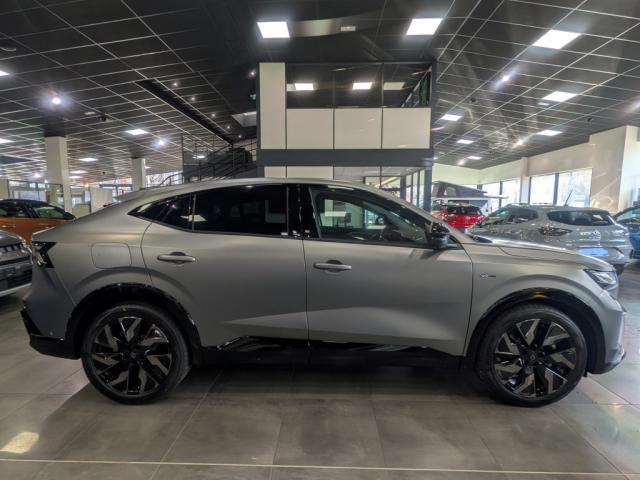 Renault Rafale image 1