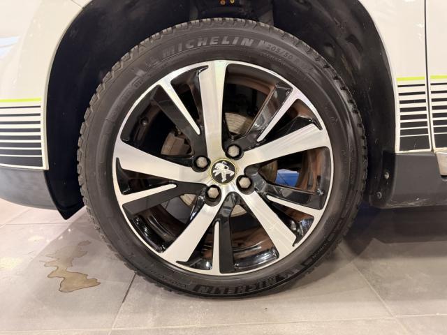 Peugeot 2008 image 6