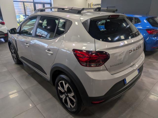 Dacia Sandero image 2
