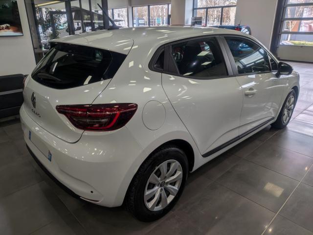 Renault Clio image 9