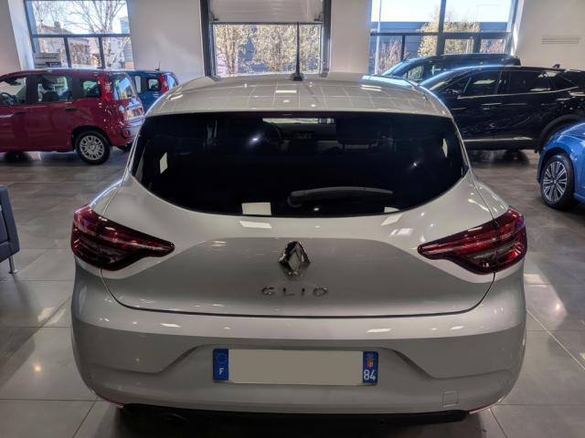 Renault Clio image 2