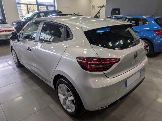 Renault Clio image 8