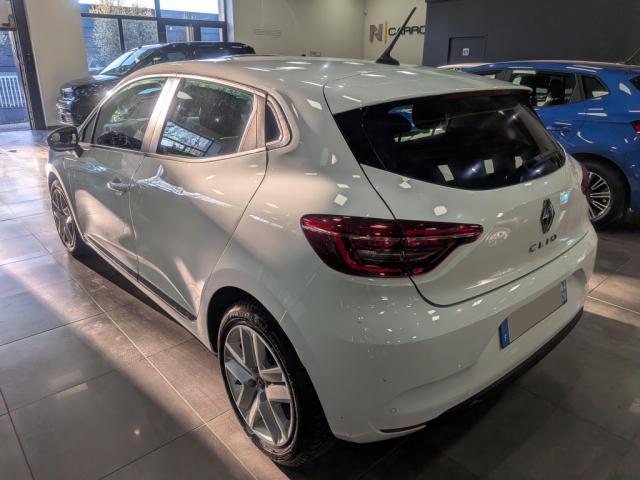 Renault Clio image 8