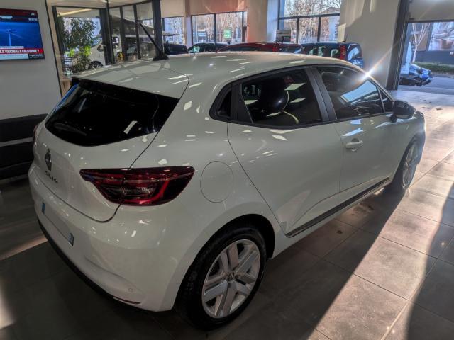 Renault Clio image 9