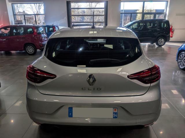 Renault Clio image 2