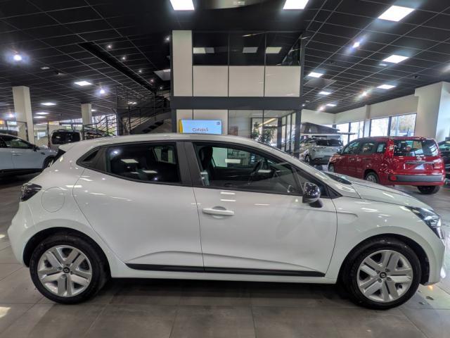 Renault Clio image 8