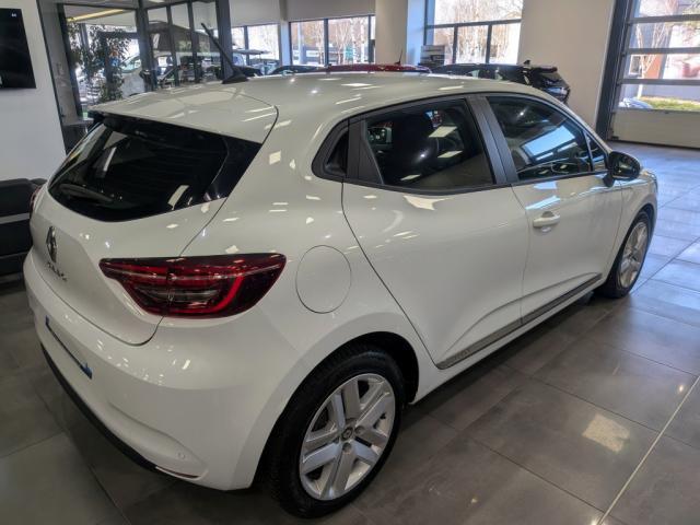Renault Clio image 9