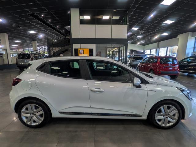 Renault Clio image 8