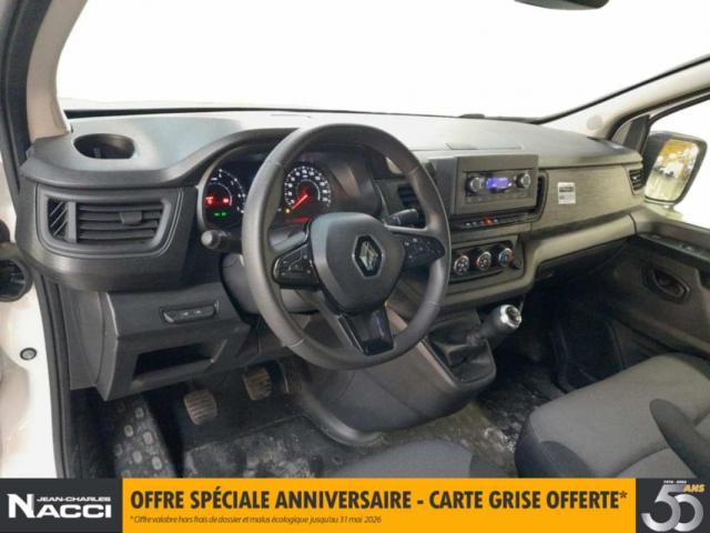 Renault Trafic image 8