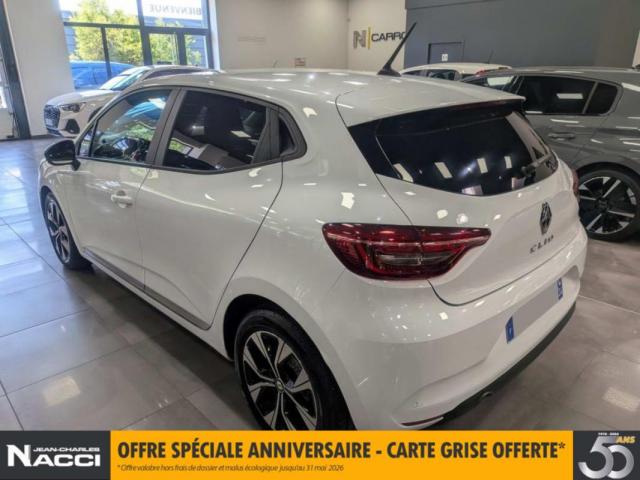 Renault Clio image 9