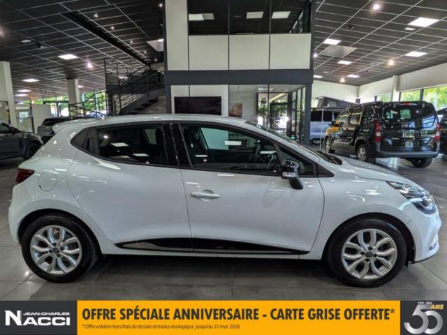 Renault Clio image 9
