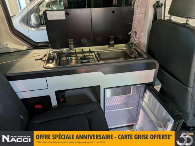 Renault Trafic image 2