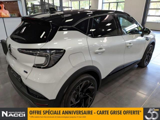 Renault Captur image 2