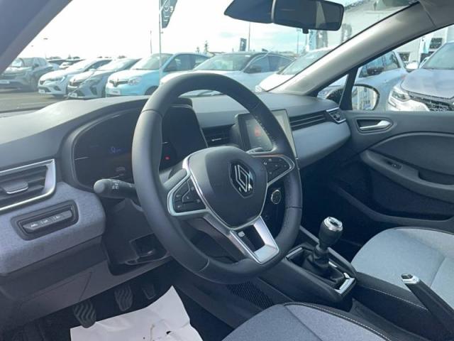 Renault Clio image 9