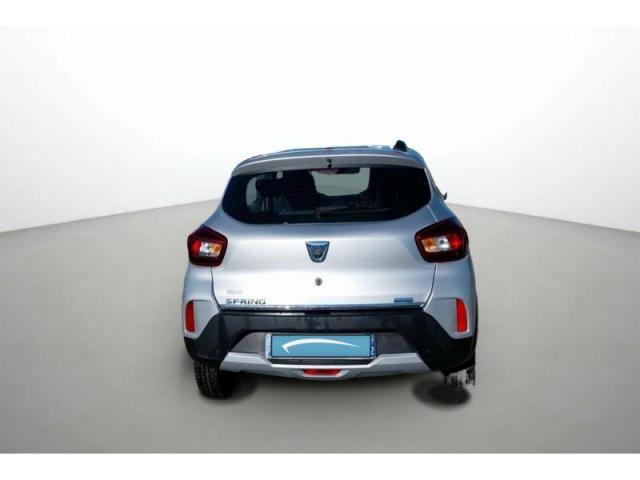 Dacia Spring image 2