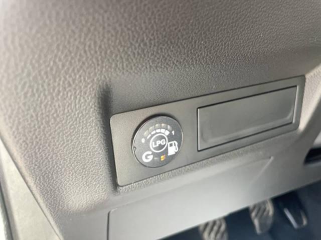 Renault Captur image 6