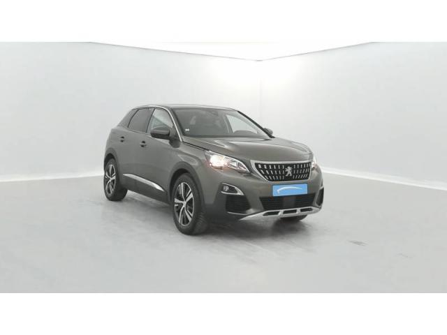 Peugeot 3008 image 2
