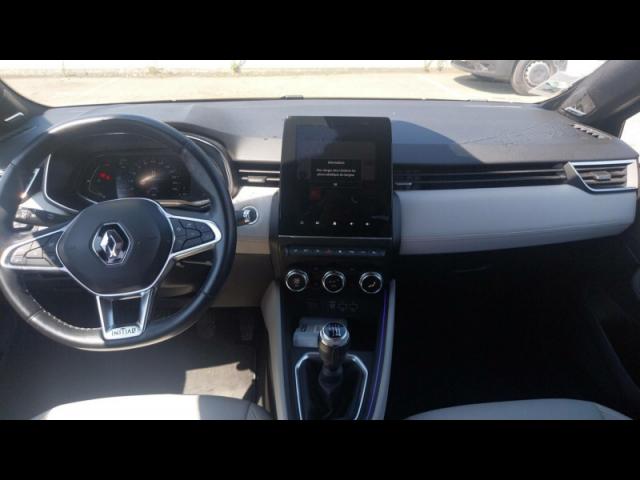 Renault Clio image 8