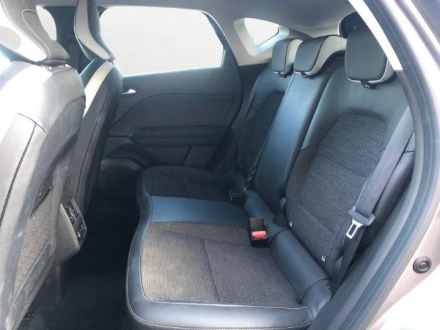 Renault Captur image 2