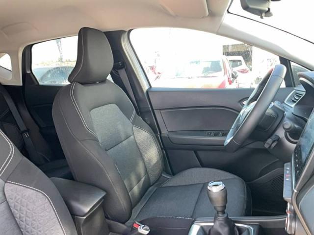 Renault Captur image 2