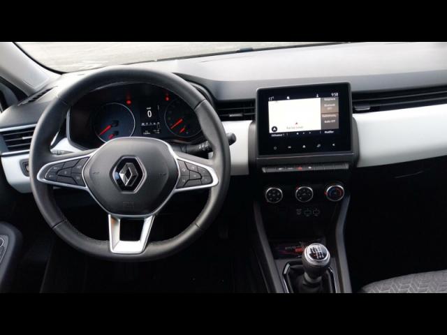 Renault Clio image 1