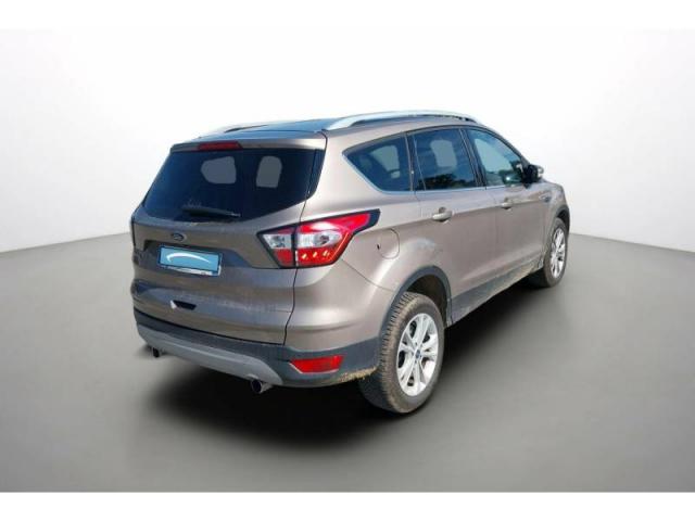 Ford Kuga image 8