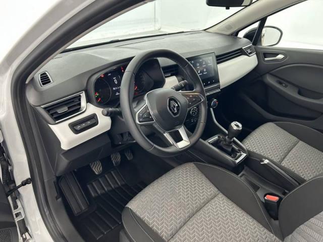 Renault Clio image 1
