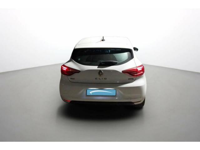 Renault Clio image 8