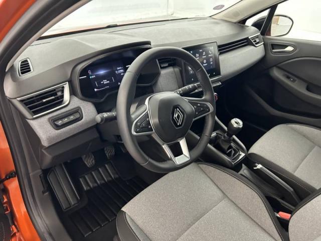 Renault Clio image 1