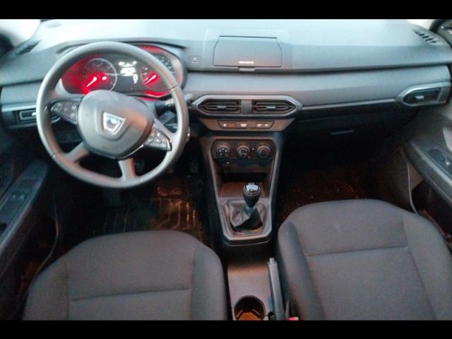 Dacia Sandero image 8