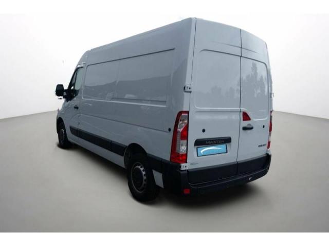 Renault Master image 2