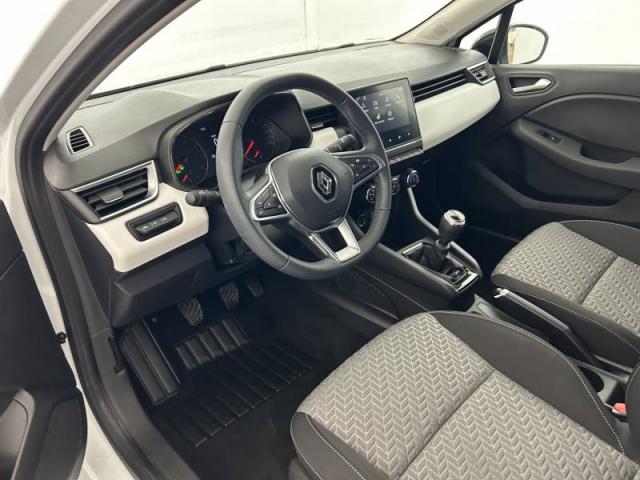 Renault Clio image 1