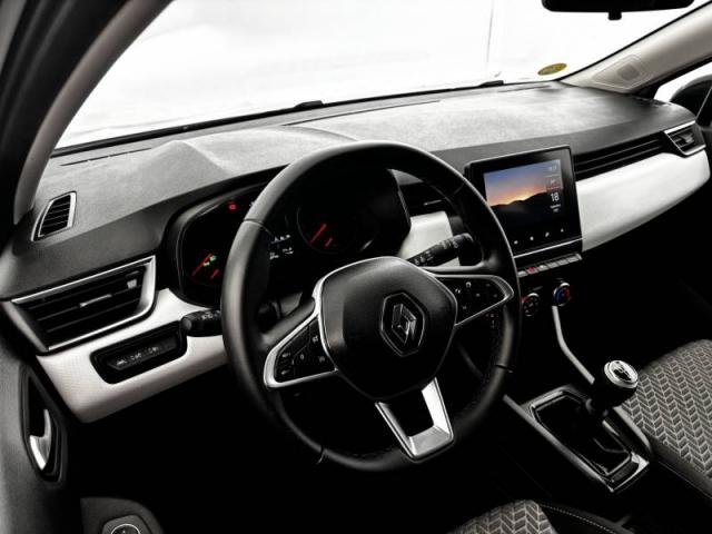 Renault Clio image 6