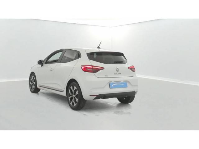 Renault Clio image 2
