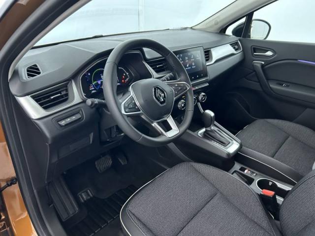 Renault Captur image 1