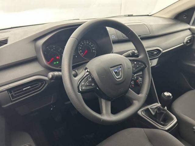 Dacia Sandero image 1