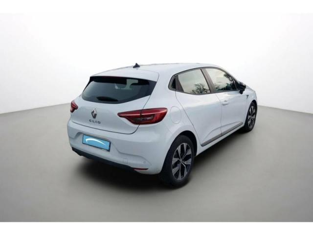 Renault Clio image 2