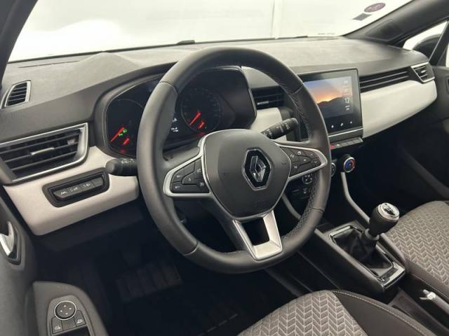 Renault Clio image 1