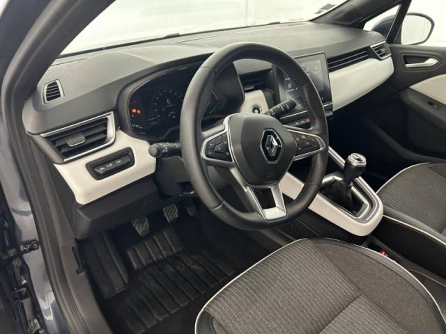 Renault Clio image 1