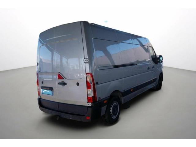 Renault Master image 1