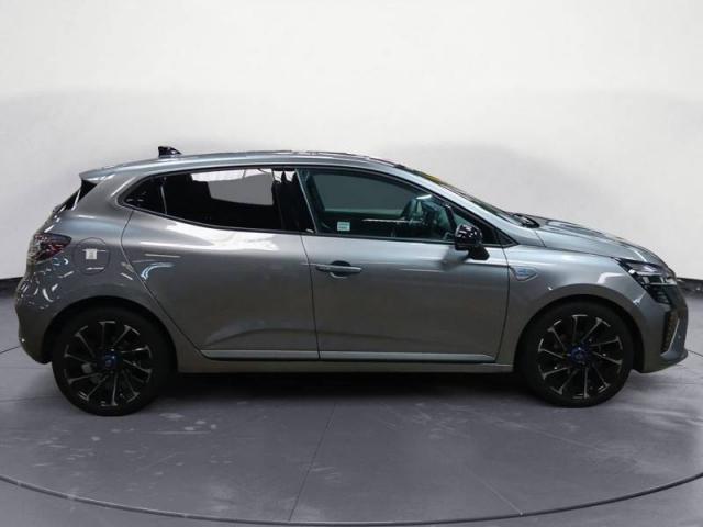 Renault Clio image 1